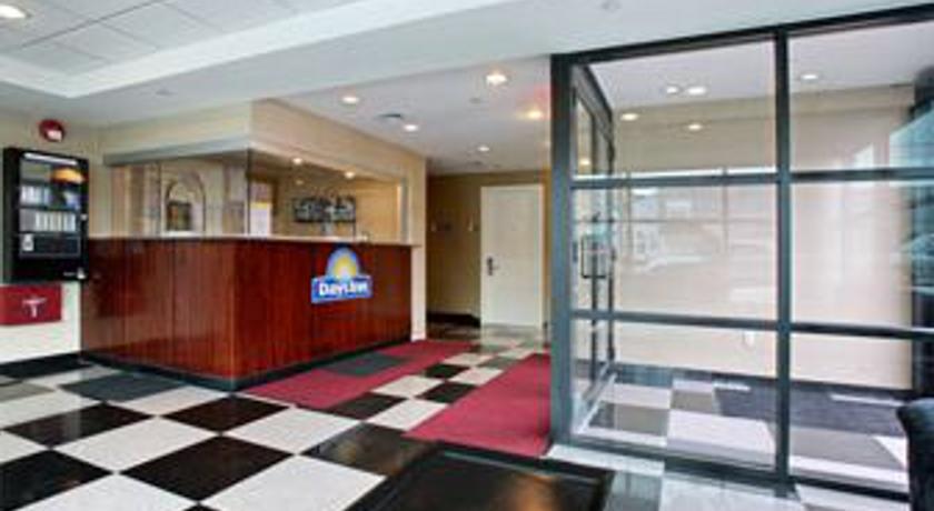 Days Inn Bronx New York Beltér fotó